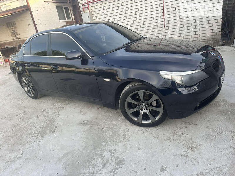2005 bmw 523i