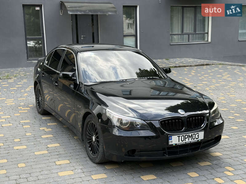2005 bmw 525i