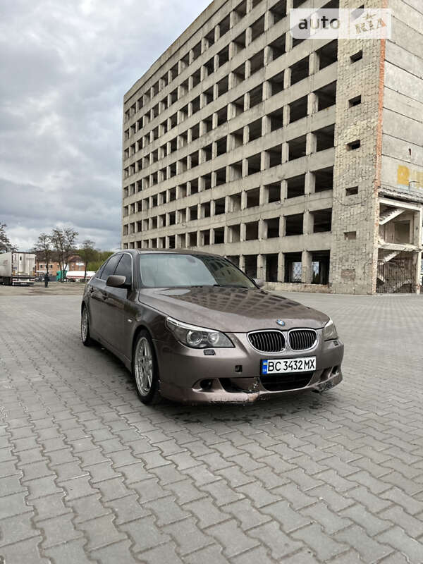 2005 bmw 530i