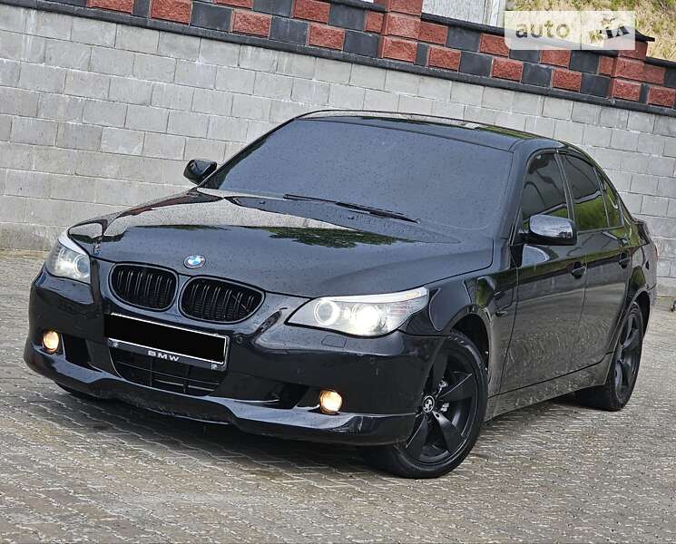 2008 bmw 520i