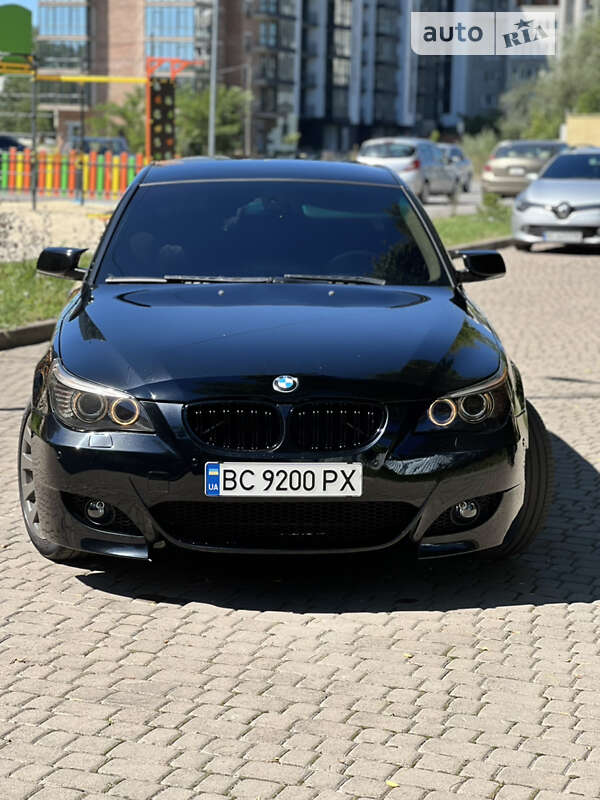 2008 bmw 520i