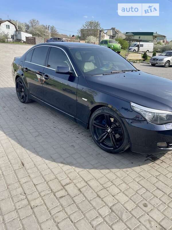 2008 bmw 523i
