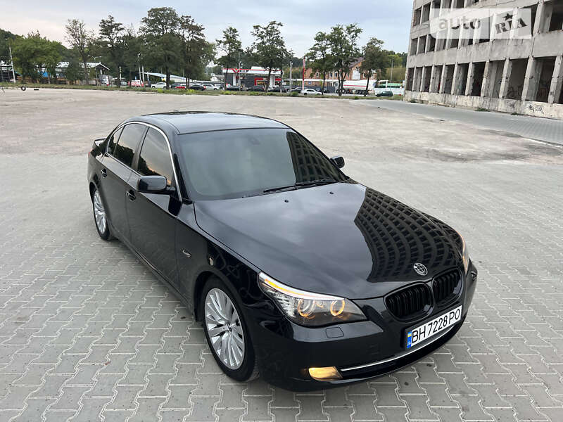 2008 bmw 523i