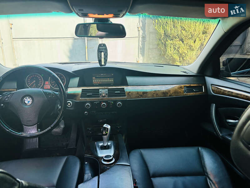 2008 bmw 523i