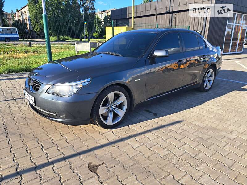 2008 bmw 528i