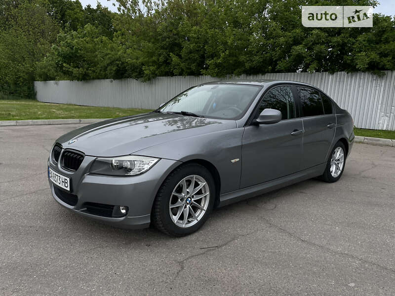 2010 bmw 318i