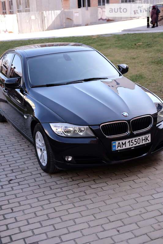 2011 bmw 3 series