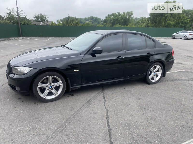 2011 bmw 320i
