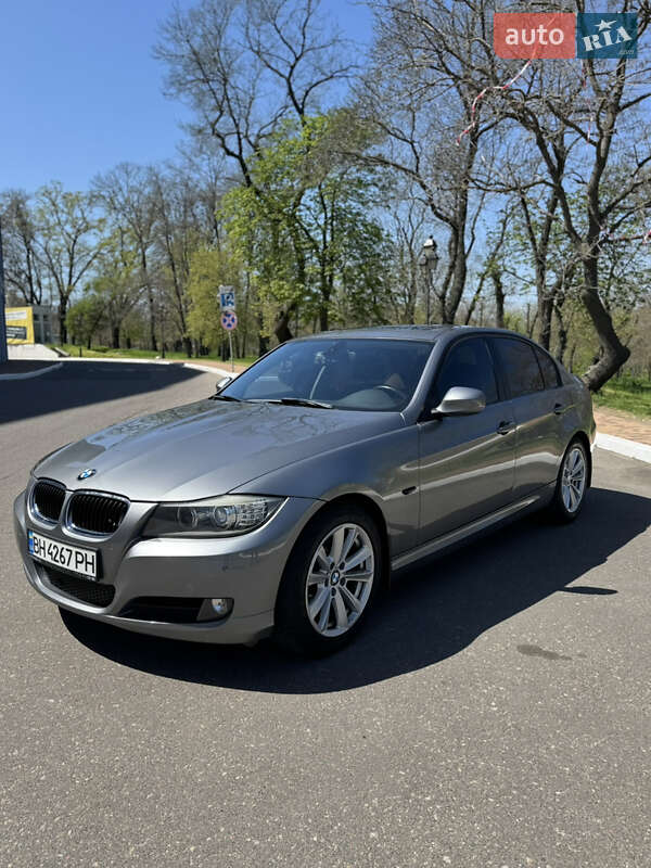2010 bmw 320i