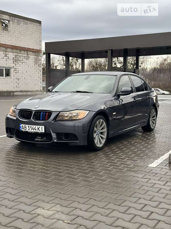 2011 bmw 323i