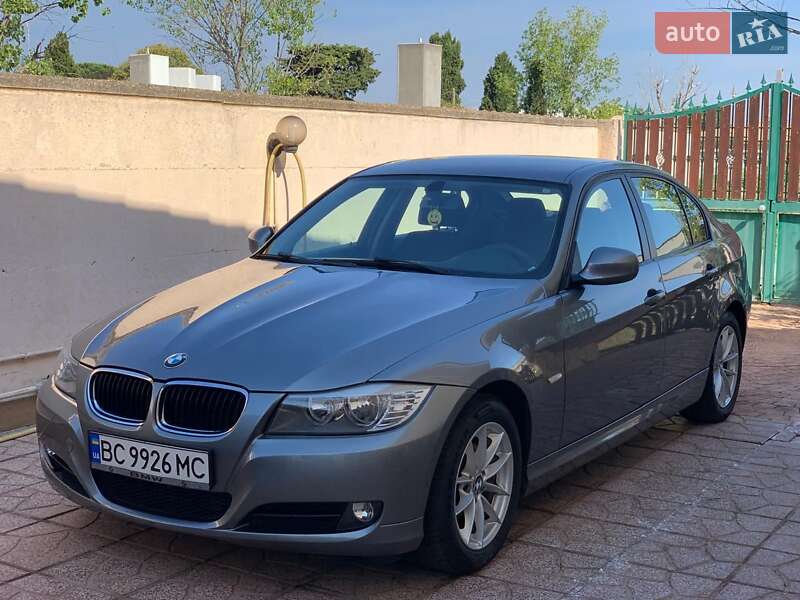 2010 bmw 3 series