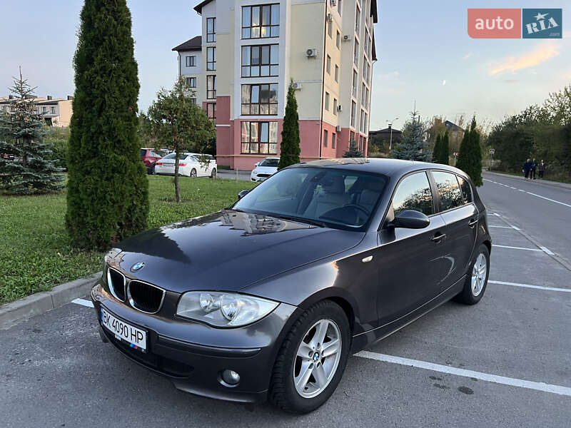 2004 bmw 1 series