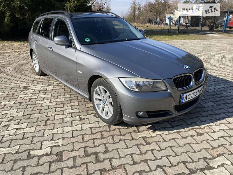 2009 bmw 318i
