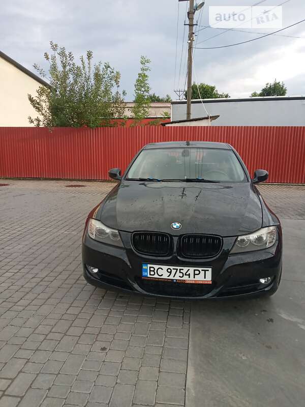2012 bmw 318d