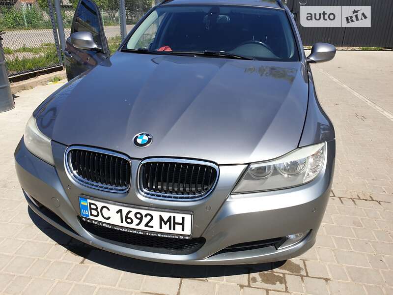 2011 bmw 3 series