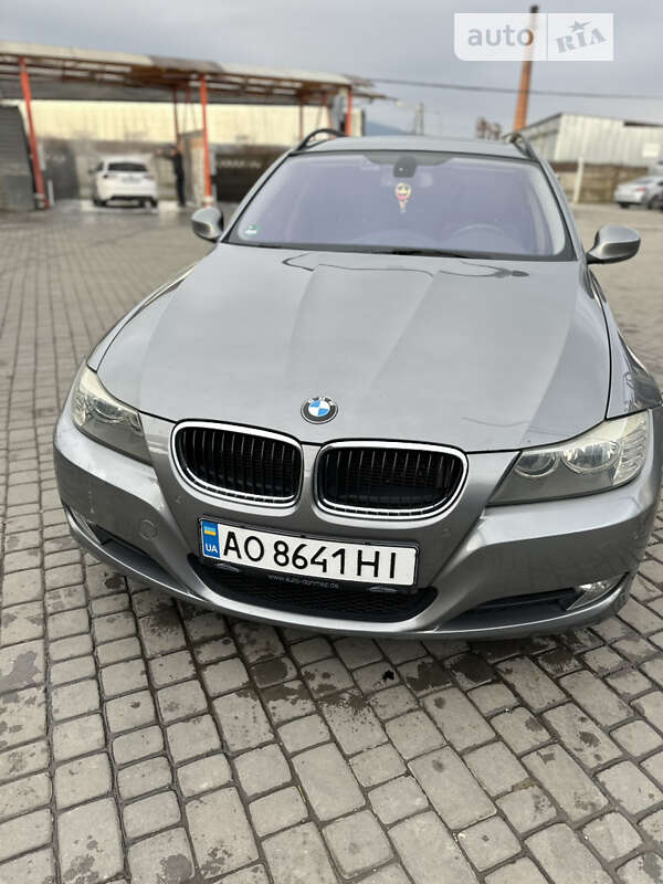 2010 bmw 3 series