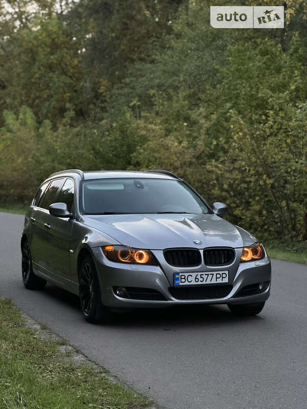 2010 bmw 320