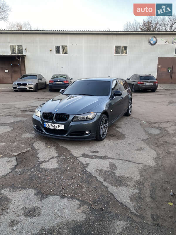 2010 bmw 3 series