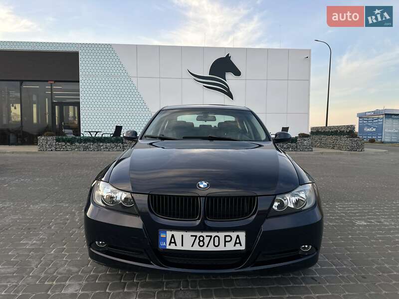 2005 bmw 318i