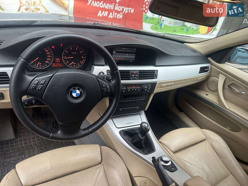2005 bmw 318i