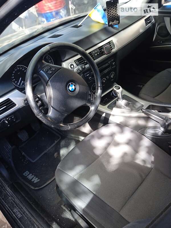 2006 bmw 318i
