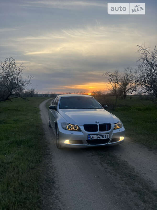 2006 bmw 318i