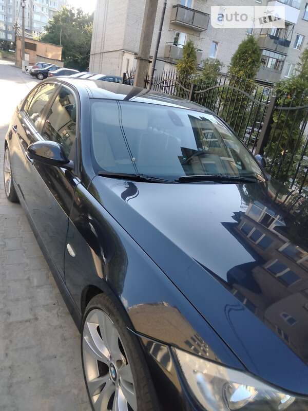 2005 bmw 320i