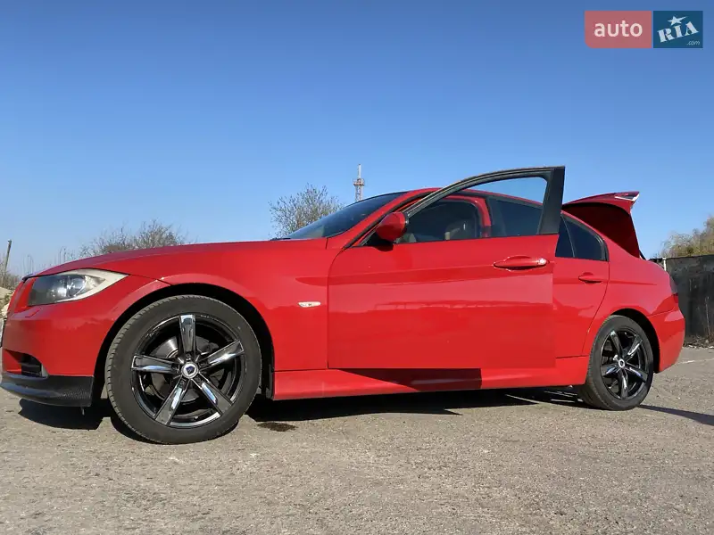 2005 bmw 320i