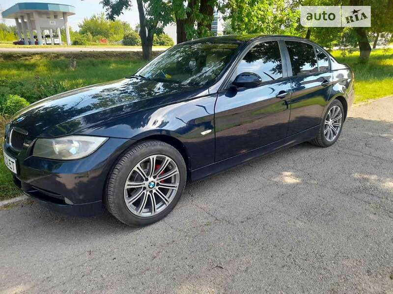 2005 bmw 320i