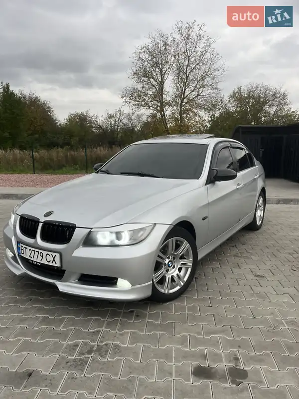 2005 bmw 320i