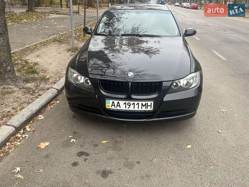 2005 bmw 320i