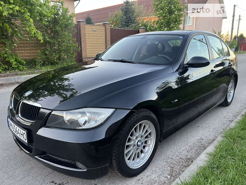 2005 bmw 320i