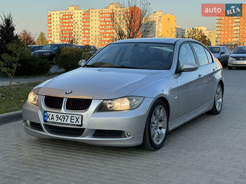 2005 bmw 320i
