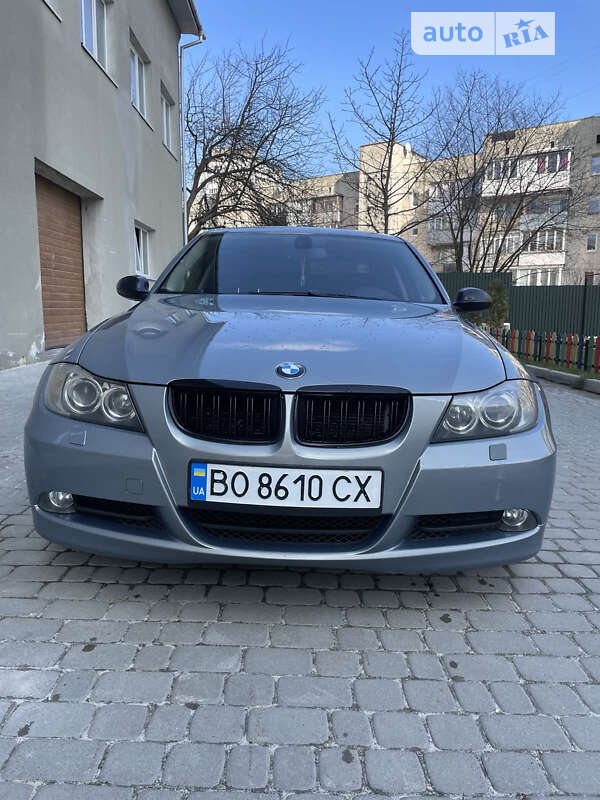 2005 bmw 320i