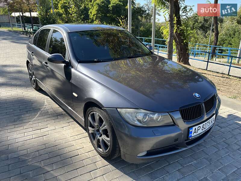 2005 bmw 320i