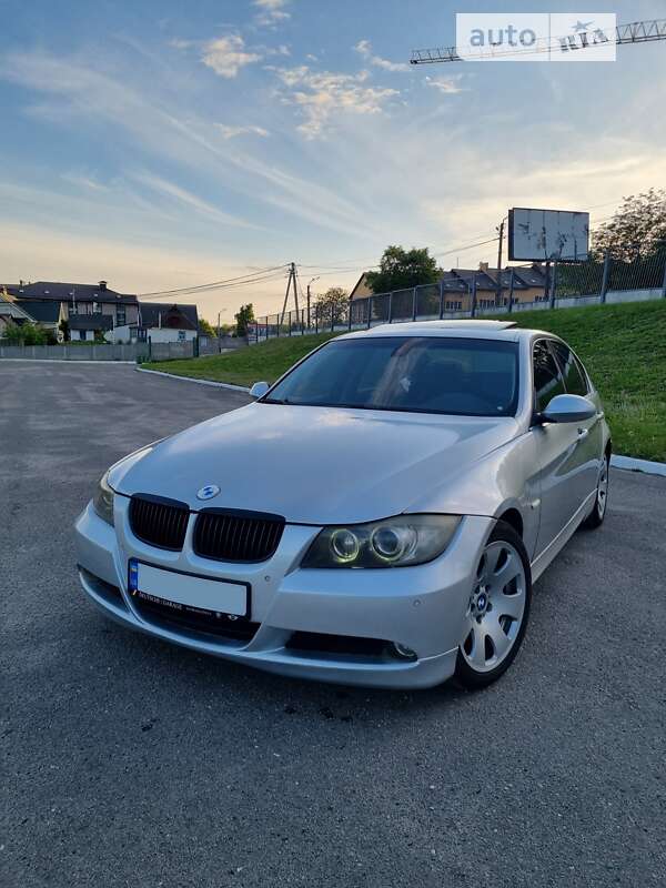 2005 bmw 325i