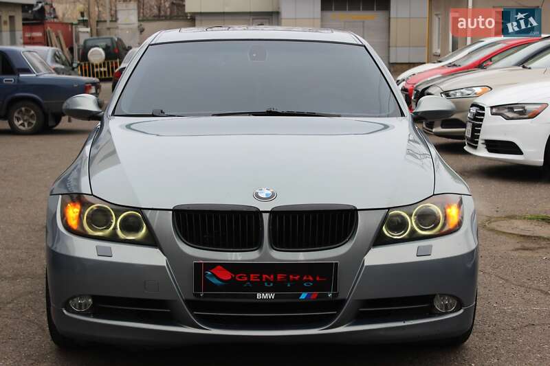 2005 bmw 330i