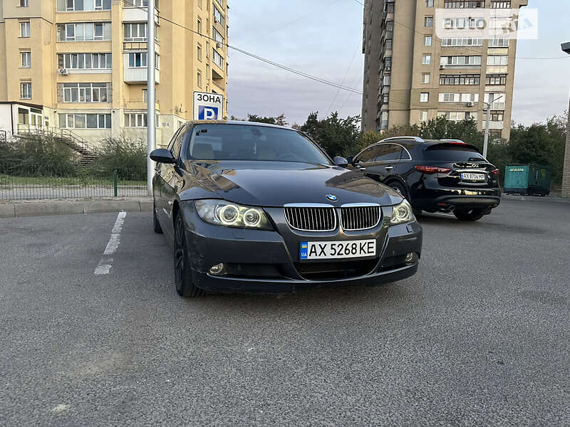 2005 bmw 323i