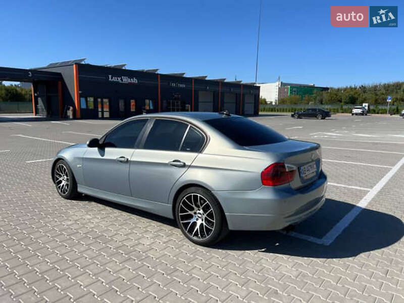 2005 bmw 320