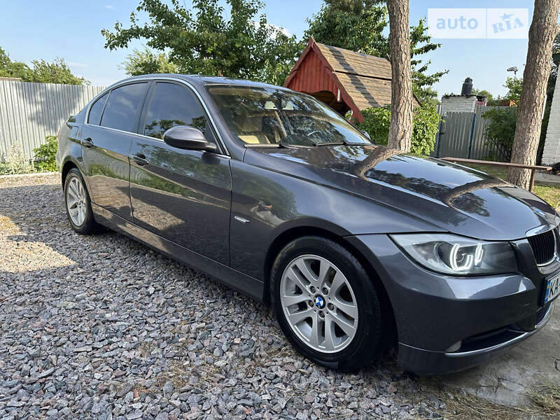 2005 bmw 320