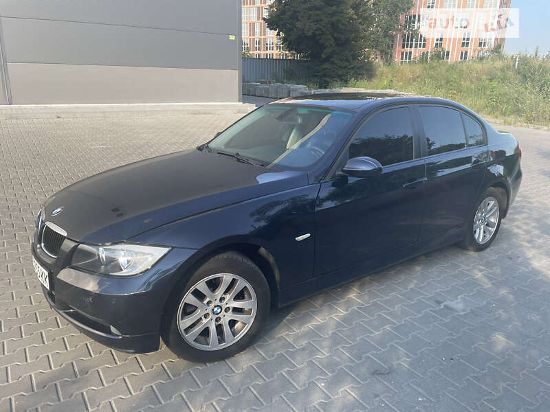 2008 bmw 320i