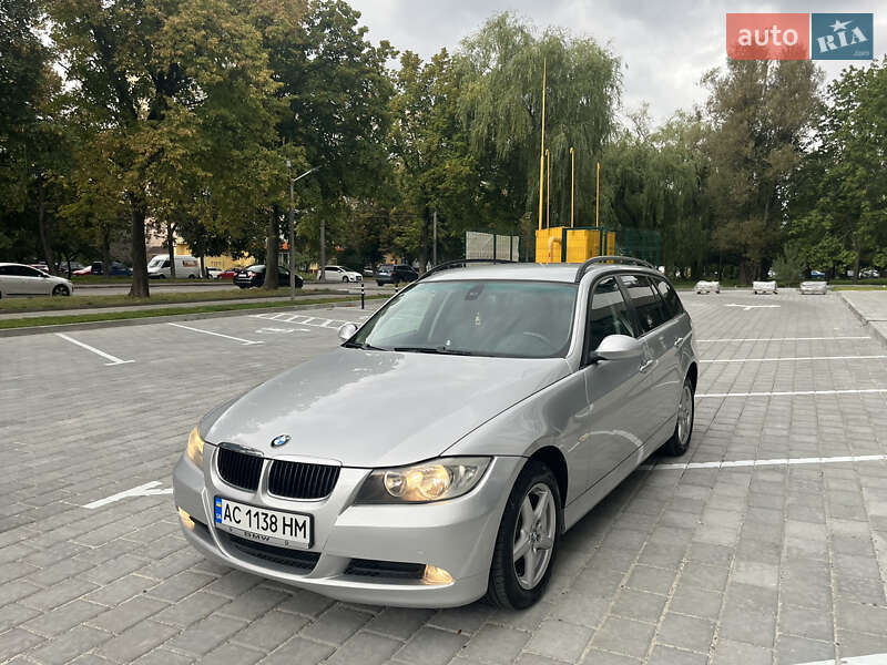 2005 bmw 320i