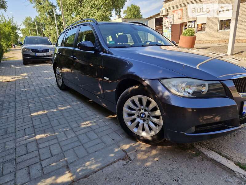 2008 bmw 320i
