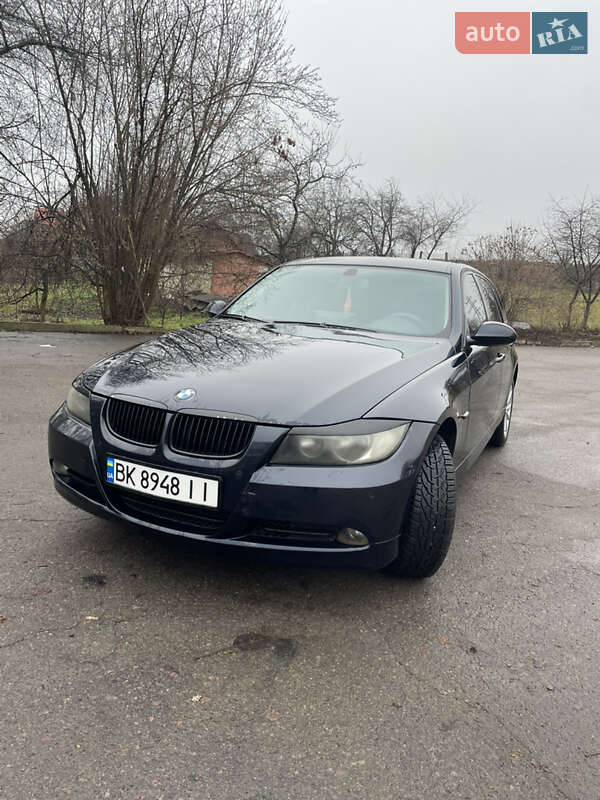 2005 bmw 3 series