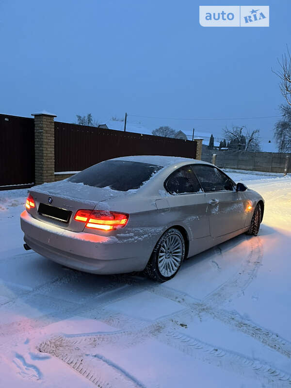 2008 bmw 320i