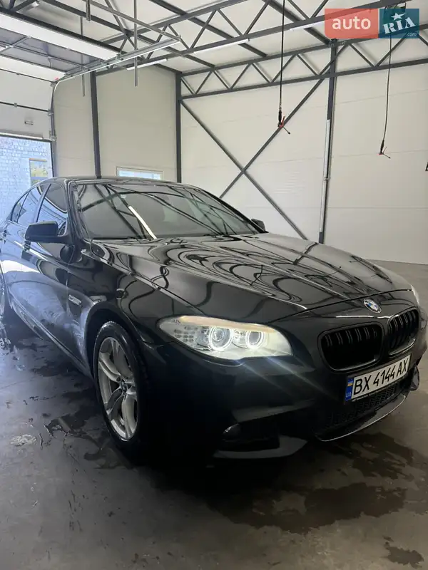 2012 bmw 520i