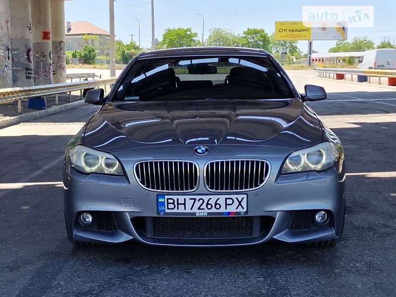 2012 bmw 520i