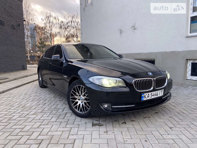 2012 bmw 520i