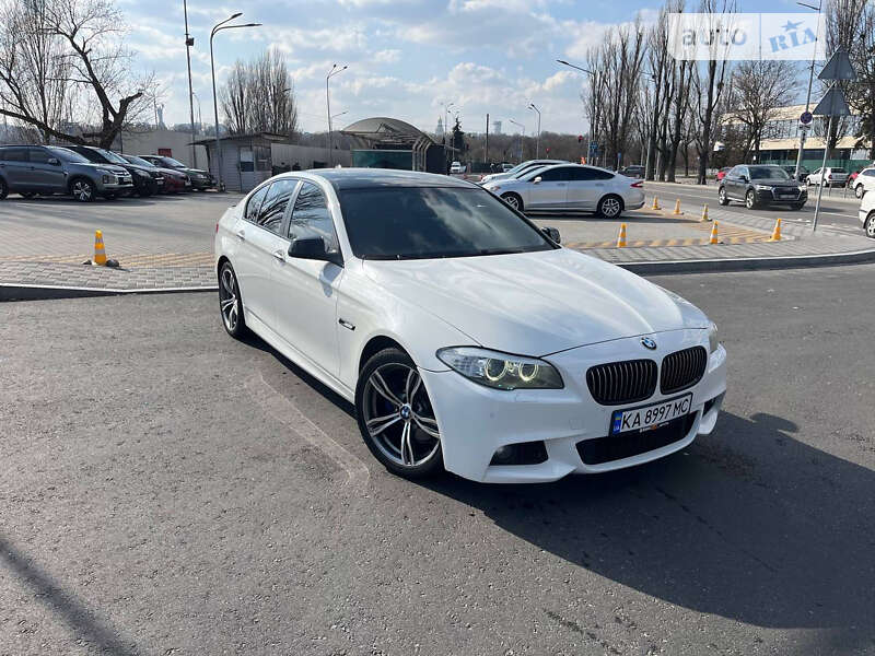 2012 bmw 520i