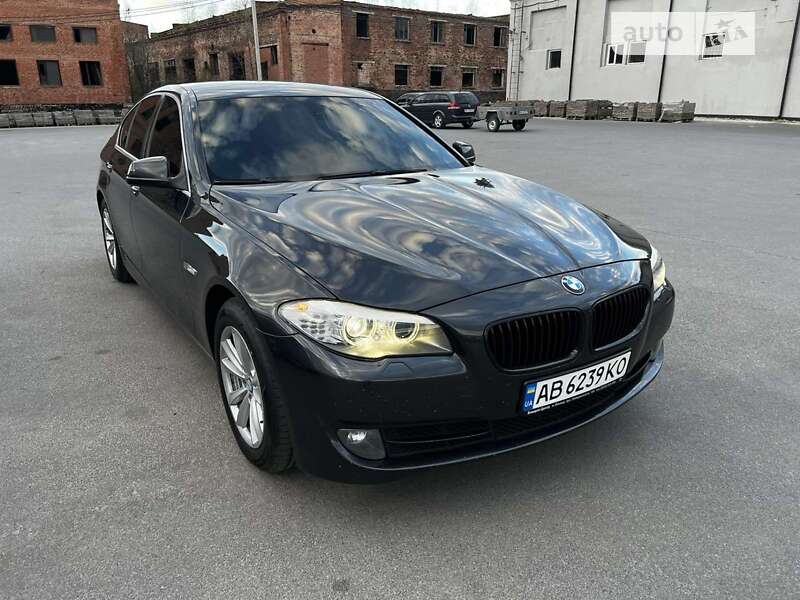 2012 bmw 520i